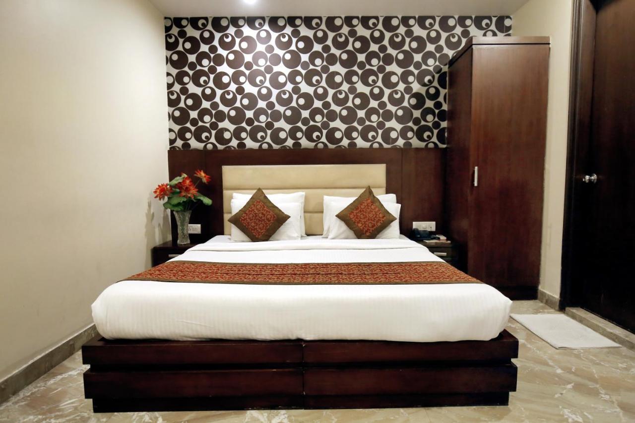 Hotel Paradise Inn-A Boutique Hotel Delhi Nuova Delhi Esterno foto