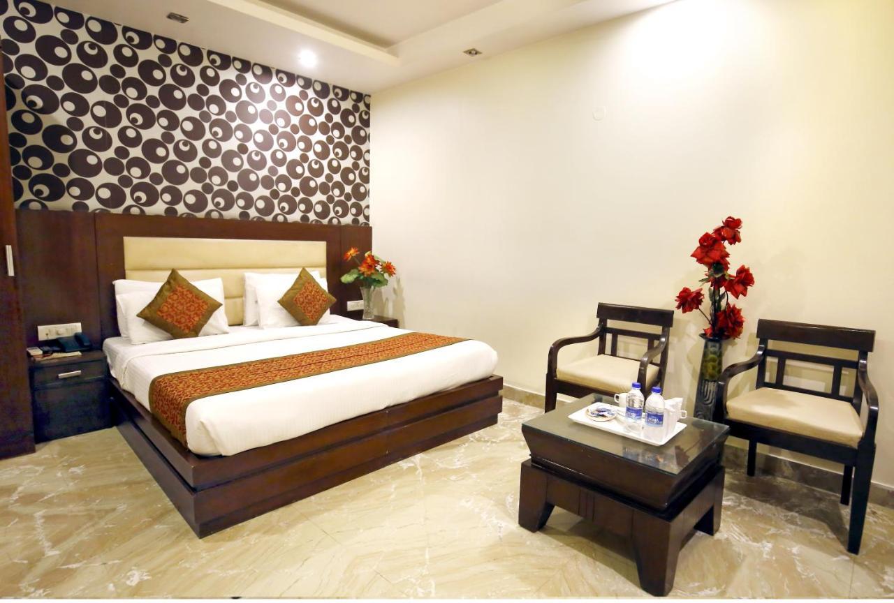 Hotel Paradise Inn-A Boutique Hotel Delhi Nuova Delhi Esterno foto