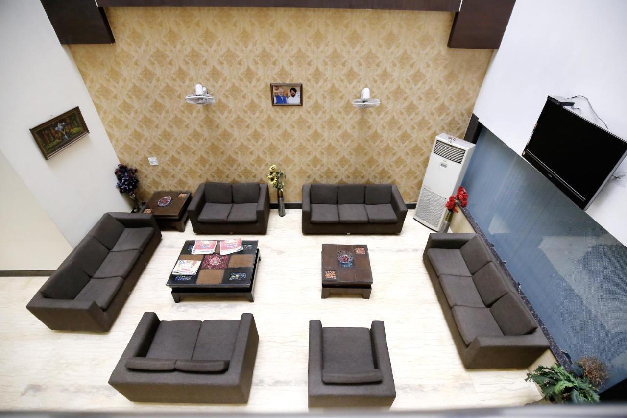 Hotel Paradise Inn-A Boutique Hotel Delhi Nuova Delhi Esterno foto